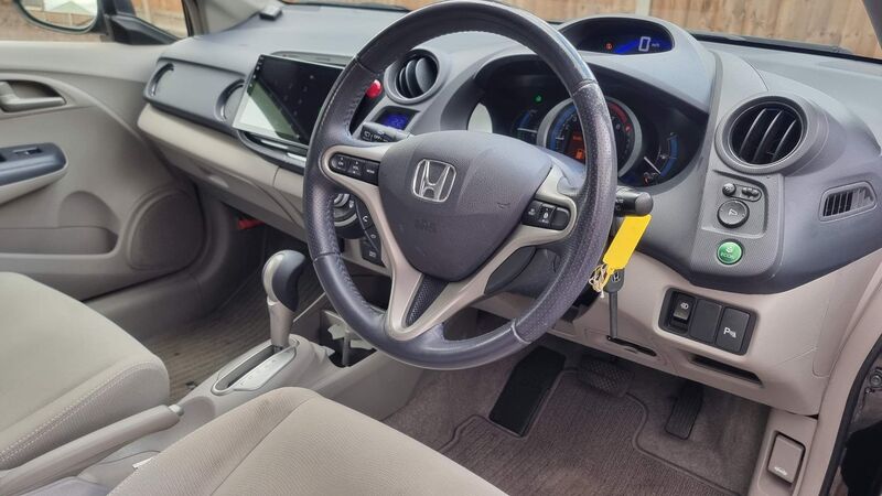 HONDA INSIGHT